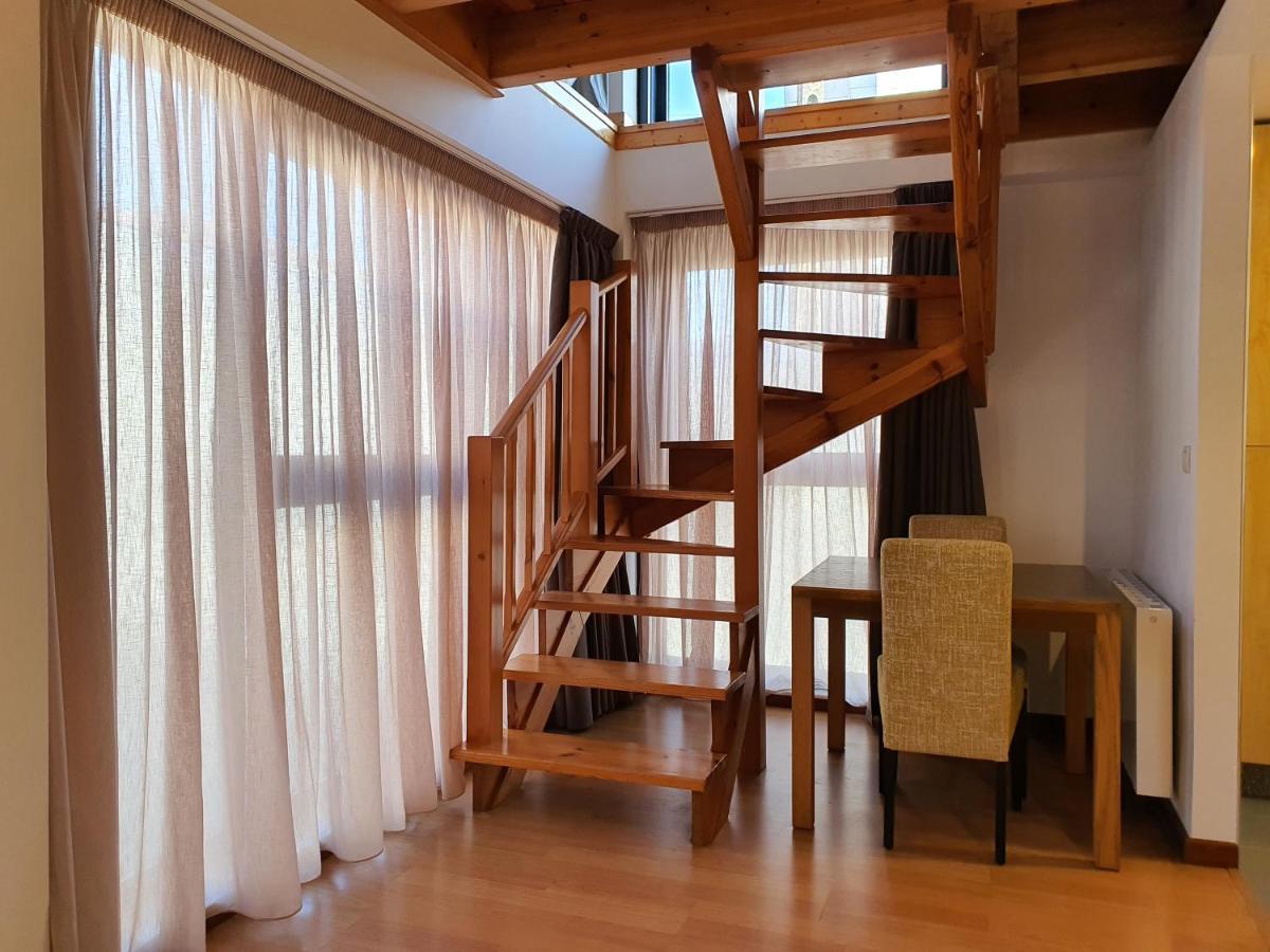 Apartamentos Ciudad Santiago San Giacomo di Compostella Esterno foto